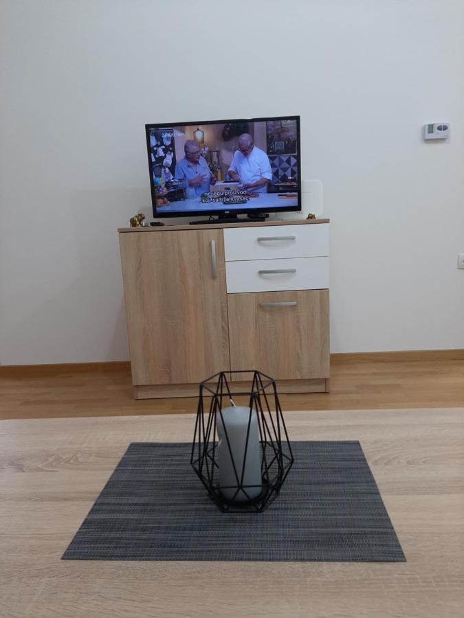 Apartman Viaggio 스렘스카 미트로비차 외부 사진